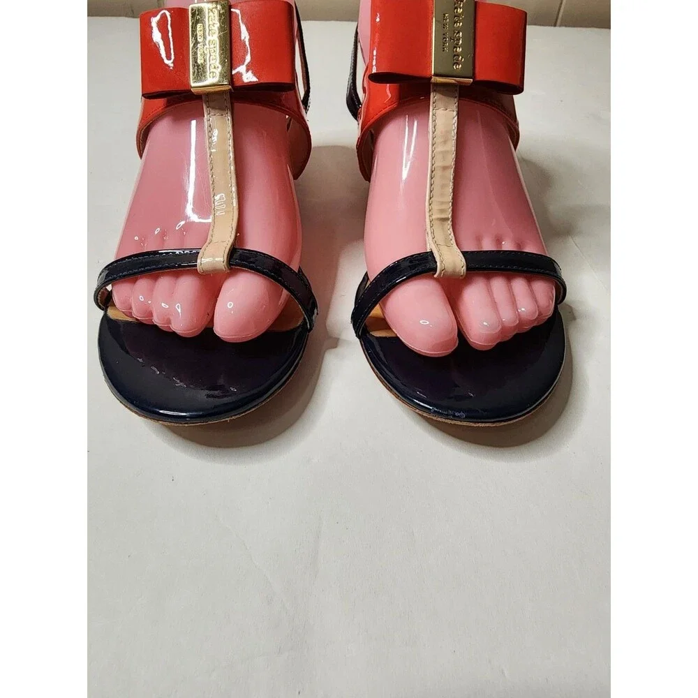 Kate Spade New York Patent Leather T-Strap Sandals Womens 7 Red Navy Bow Accent